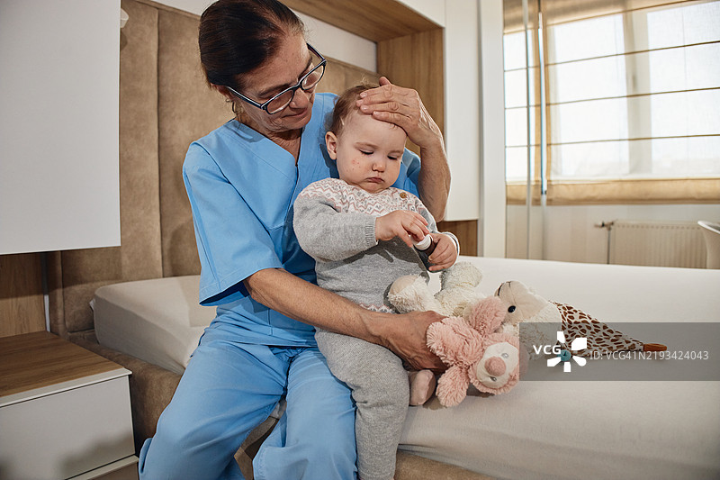 家庭访问的医疗工作者图片素材