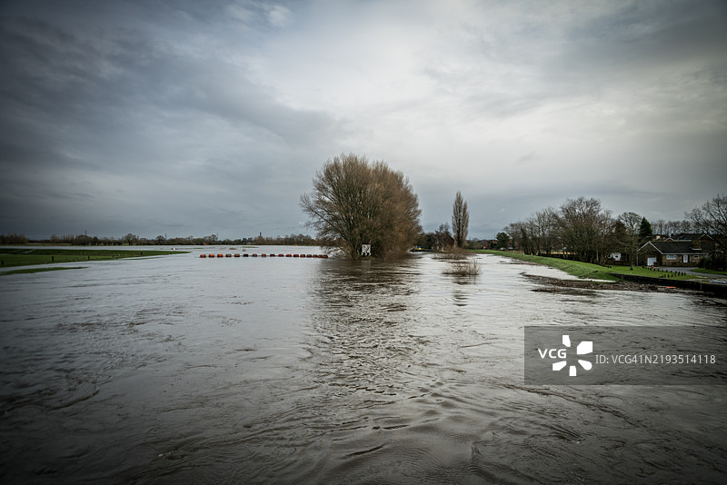 艾尔河的洪水图片素材