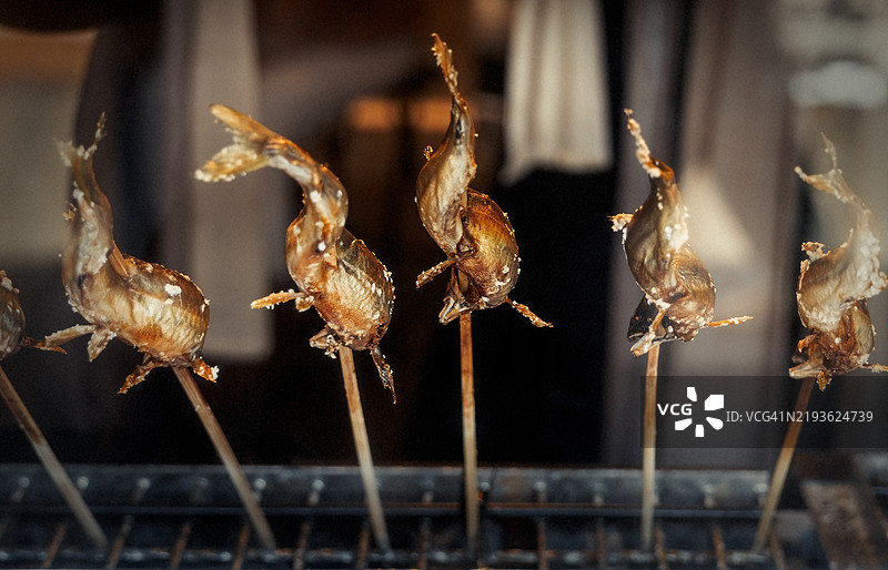 盐烤香鱼图片素材