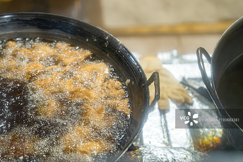 传统市场，市场，庆州，鸡肉，油炸食品，食用油图片素材