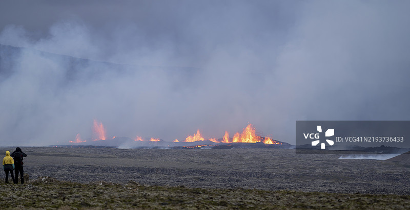冰岛格林达维克附近的火山喷发，欧洲图片素材