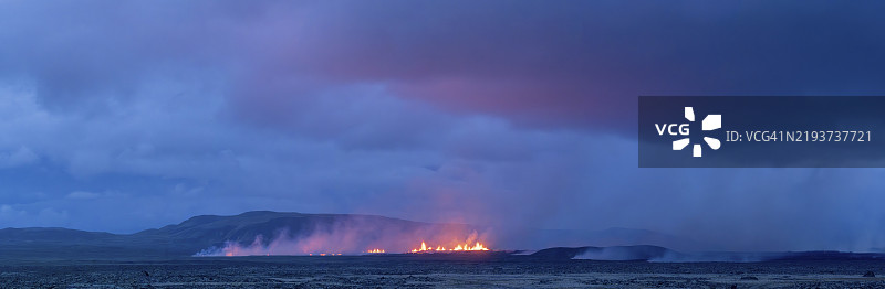 冰岛火山喷发，全景照片，靠近格林达维克，冰岛，欧洲图片素材