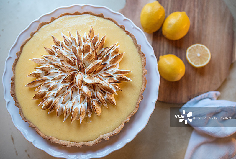 柠檬蛋白饼配青柠皮图片素材