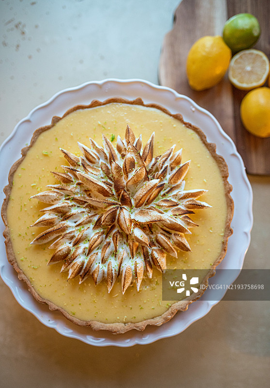 柠檬蛋白饼配青柠皮图片素材