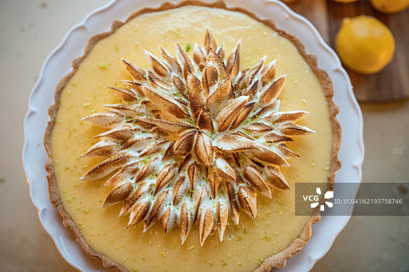 柠檬蛋白霜挞配青柠皮图片素材