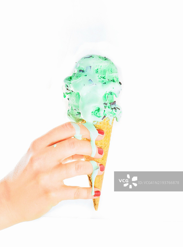 薄荷巧克力碎片和红色指甲，尤金，俄勒冈州，美国图片素材