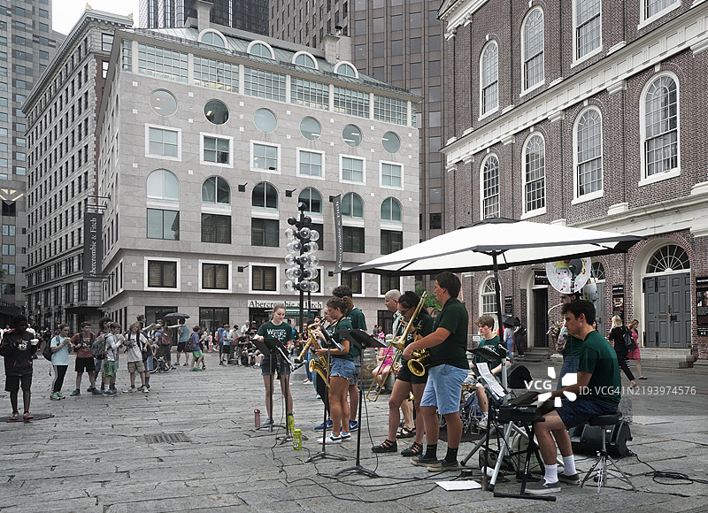 波士顿法尼尔大厅街头表演图片素材