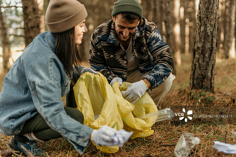清洁和交谈图片素材