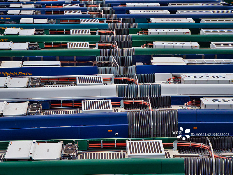 公交车的车顶图片素材