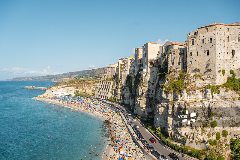 意大利卡拉布里亚特罗佩亚悬崖上的房屋图片素材