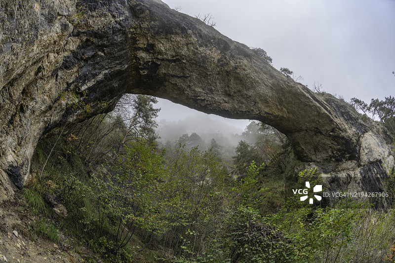 奥斯佩达莱托的奥尔科桥石拱，特伦蒂诺，意大利，欧洲图片素材
