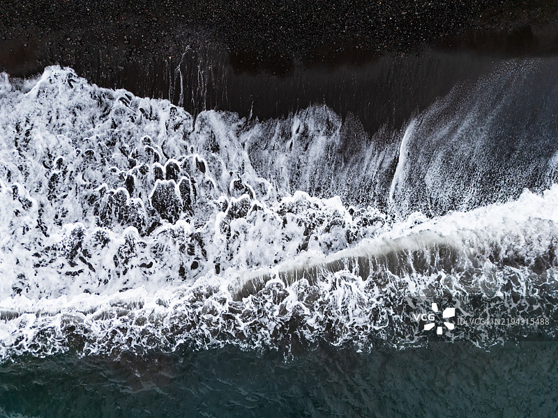 海洋波浪的鸟瞰图图片素材