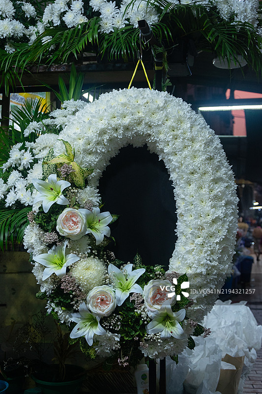 在帕克隆塔拉特出售的菊花花环图片素材