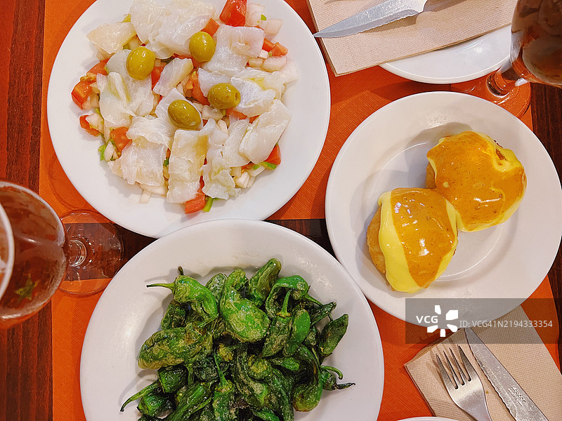 餐厅提供的西班牙小吃图片素材