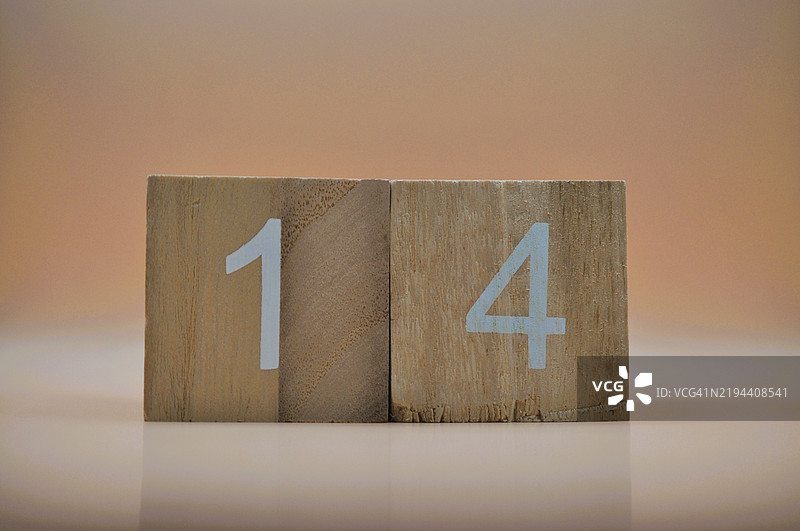 日历中的2月14日 - 情人节背景图片素材