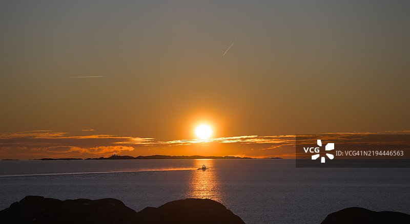 救援船在冬季也在出动图片素材