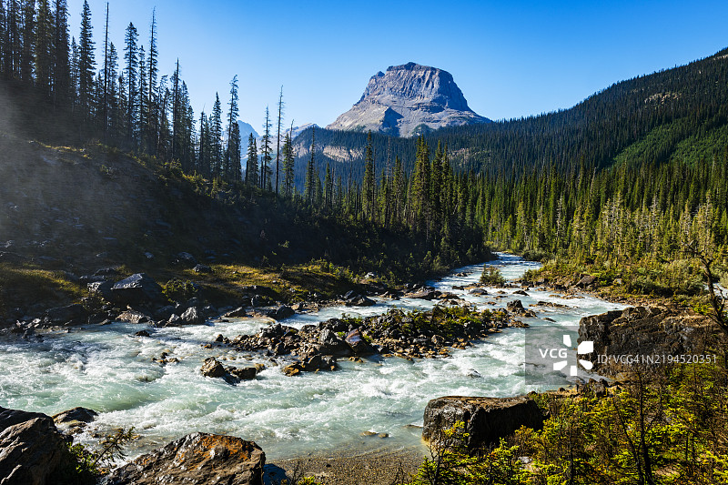 加拿大不列颠哥伦比亚省的雅霍河图片素材