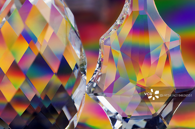 水晶吊灯与棱镜图片素材