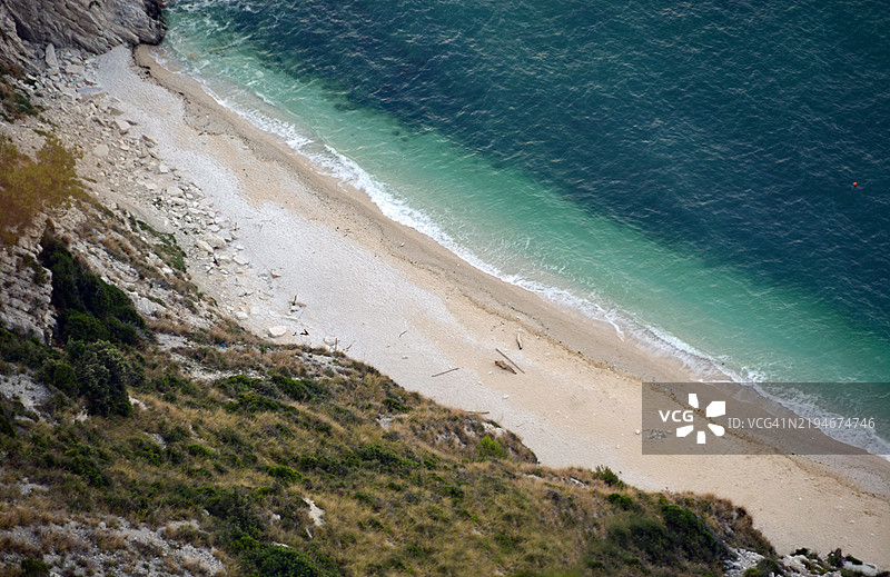从科内罗山俯瞰的双姐妹海滩 - 黄昏图片素材