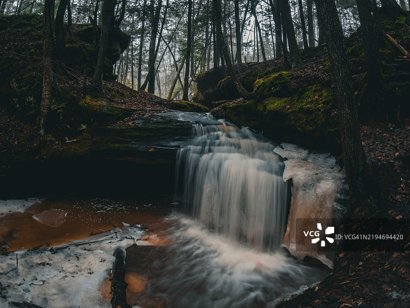 霍顿瀑布，研究#3，2024图片素材