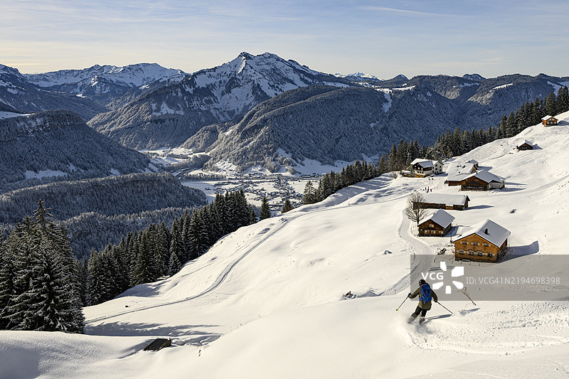 冬季奥地利阿尔卑斯山的美丽景色图片素材