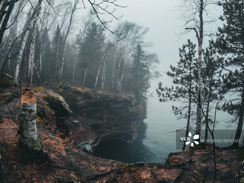 钥匙孔，悬崖边，研究 #2，2024图片素材