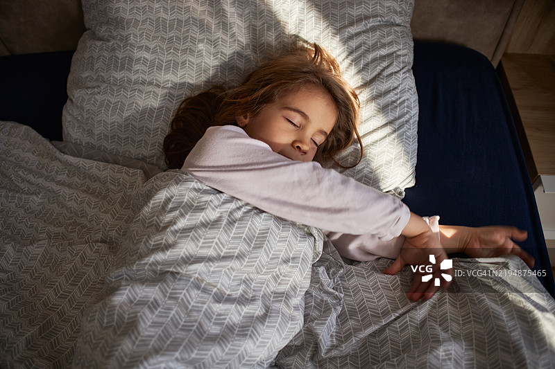 美丽的女孩在睡觉图片素材