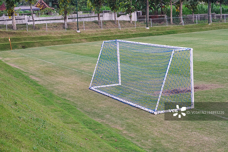 足球场上的球门图片素材