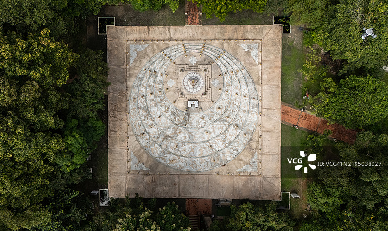 泰国最北部的清莱省的航空视角，展示了海军城市的支柱。图片素材