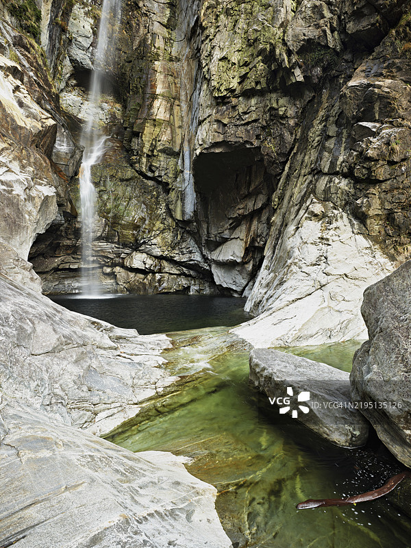 萨尔托瀑布，马吉亚，马吉亚谷，提契诺州，瑞士，欧洲图片素材