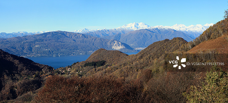 马焦雷湖的壮丽景色图片素材