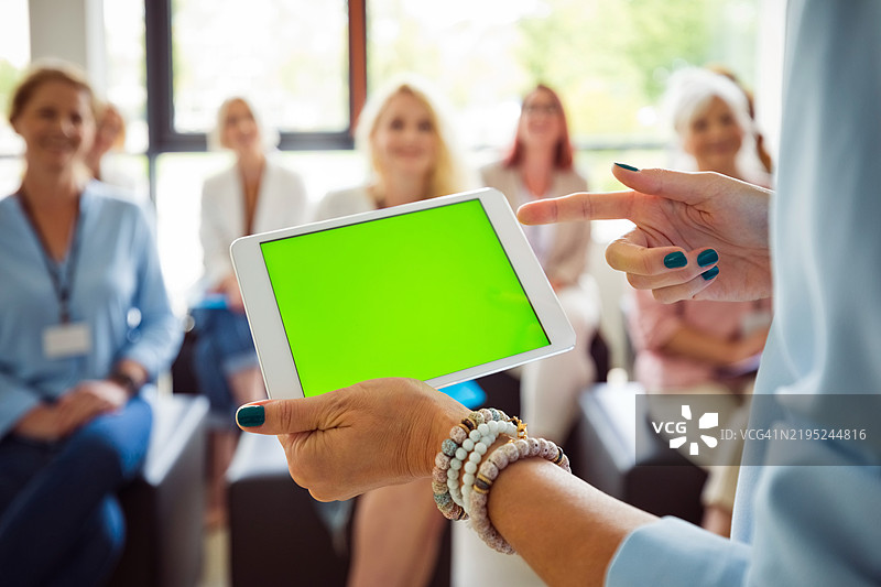 女性商业会议图片素材