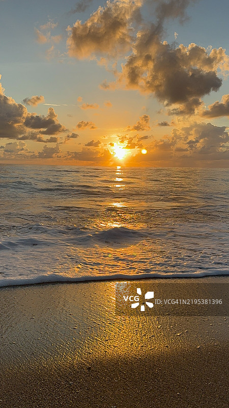 美国日落时分的海景图片素材