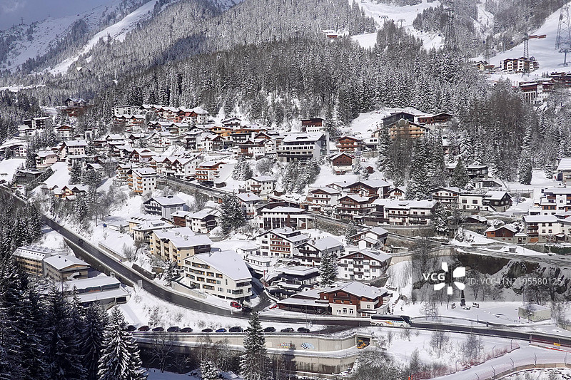 在欧洲滑雪图片素材
