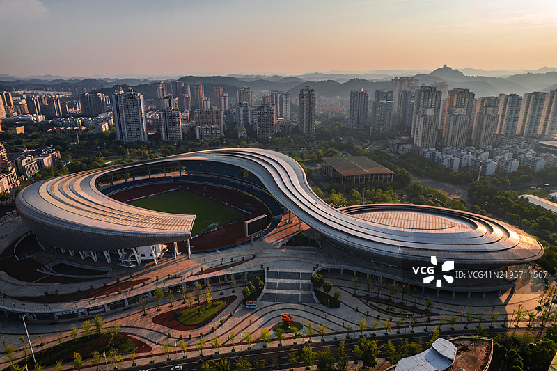 四川遂宁独特的体育场航拍照片图片素材