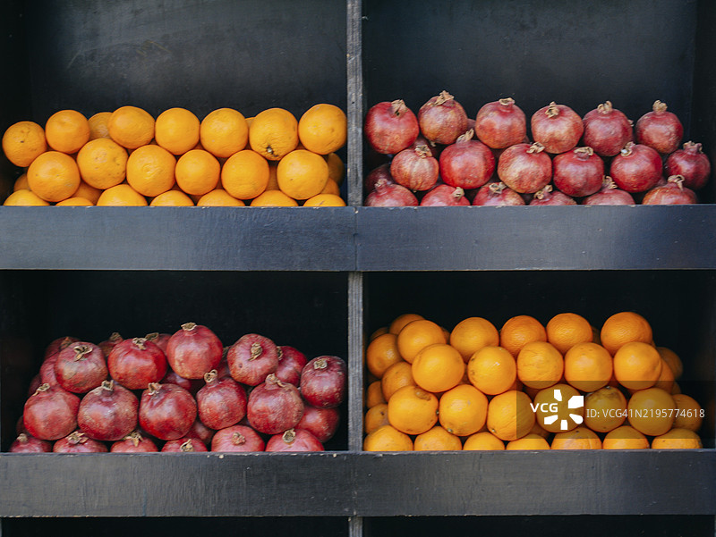 苹果和石榴的水果组合，健康食品。图片素材