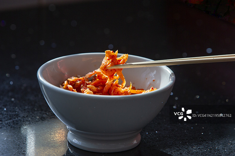 吃泡菜图片素材