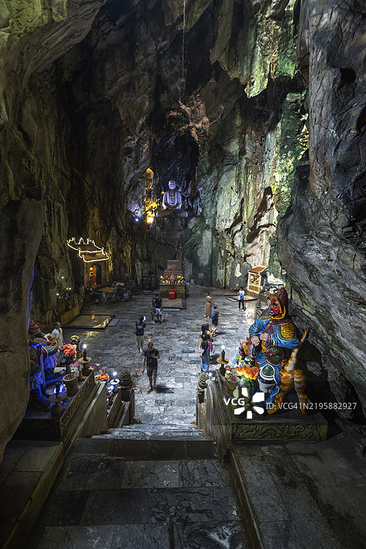 越南岘港大理石山的辉云洞。图片素材