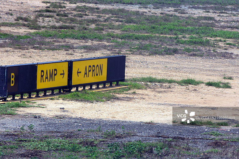 机场跑道图片素材