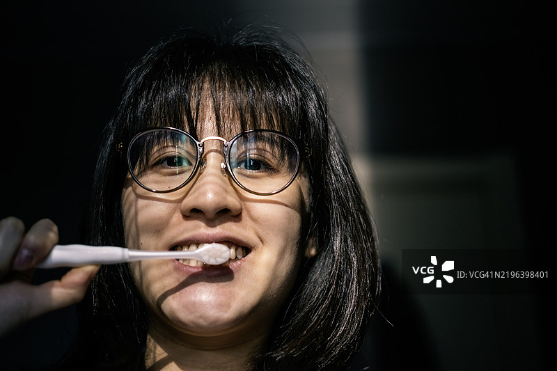 正畸、牙齿清洁与护理图片素材