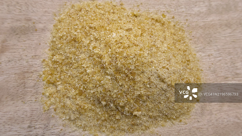 无味牛肉明胶粉的特写，适用于烹饪、烘焙和蛋白质食谱，俯视图图片素材