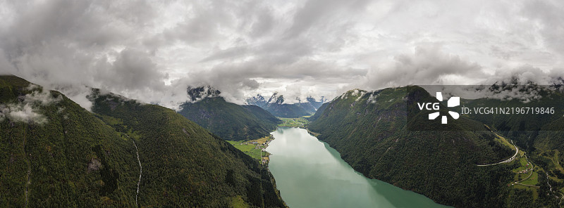 挪威菲耶尔兰峡湾的鸟瞰图图片素材