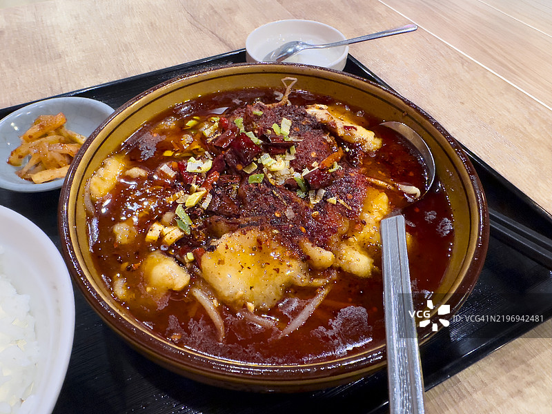 横滨餐厅的四川风味水煮牛肉（水煮牛肉）图片素材