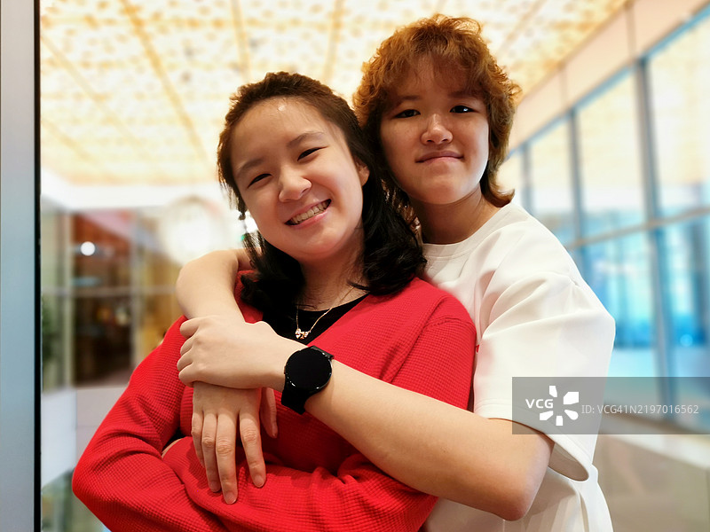 亚洲青年图片素材