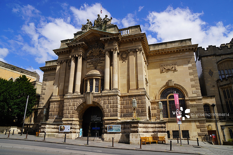 布里斯托市博物馆和艺术画廊，阳光，布里斯托，英国图片素材