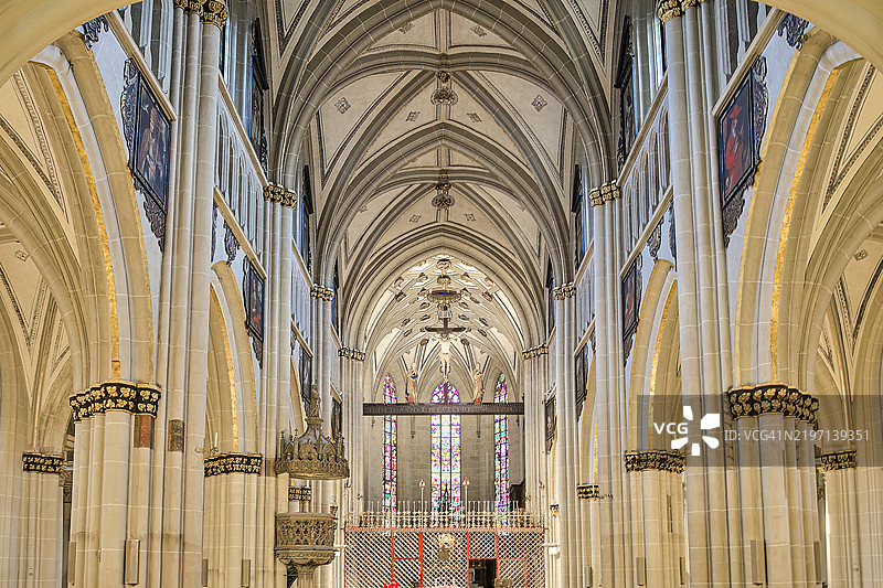 弗里堡大教堂，弗里堡，弗里堡州，瑞士图片素材