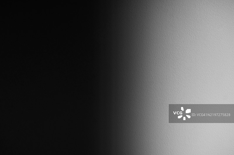 来自光源的黑白渐变图片素材