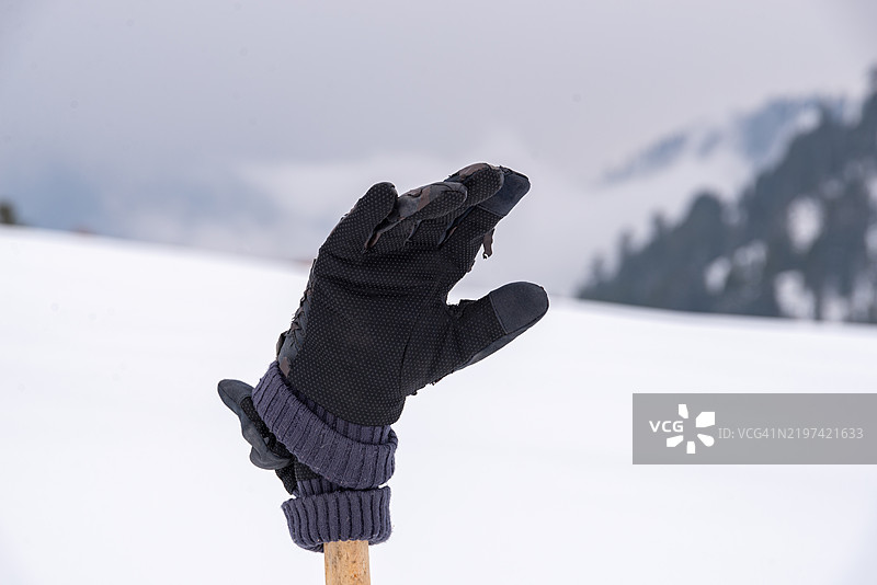 冬季徒步装备图片素材