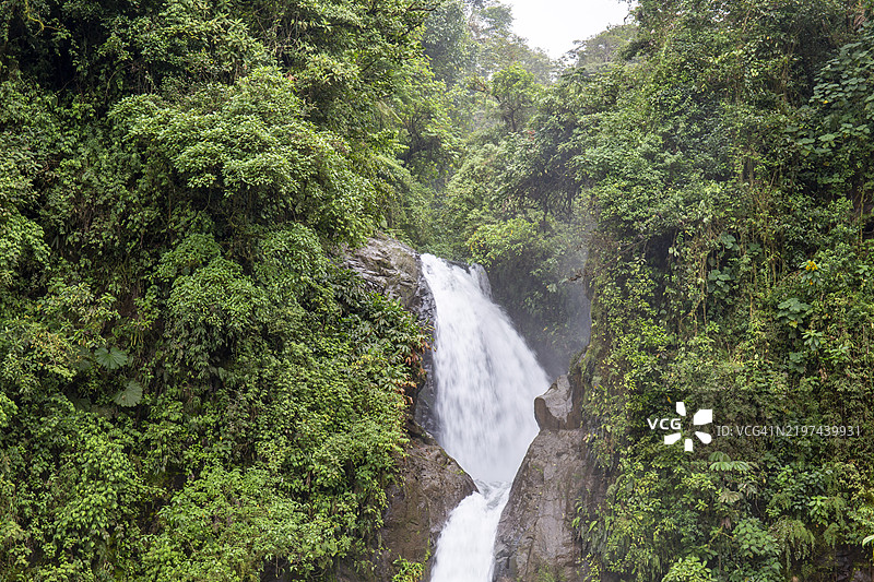 拉巴斯瀑布图片素材