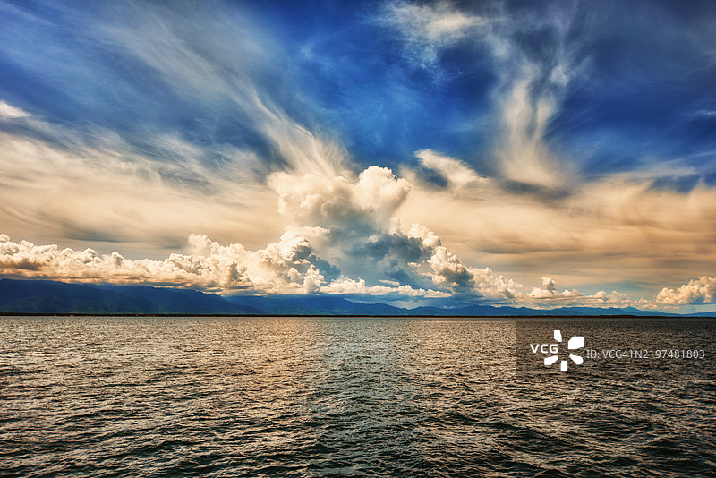 菲律宾海天一色的美丽景色图片素材